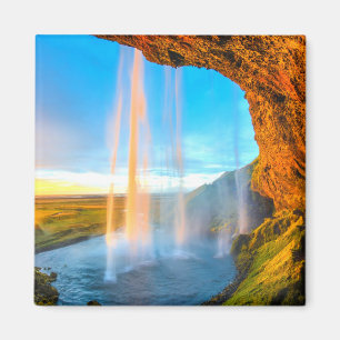 Imã Cascata sobre rochas natureza fotografia pacífica