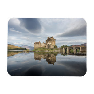 Ímã Castelo de Eilean Donan com reflexão em Scotland
