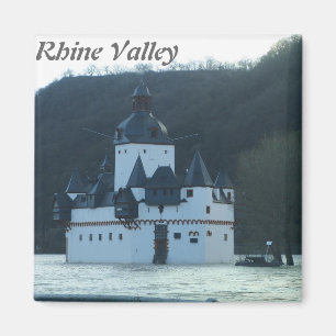 Imã Castelo no vale de Rhine
