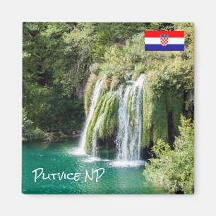 Imã Cataratas no Parque Nacional de Plitvice - Croácia