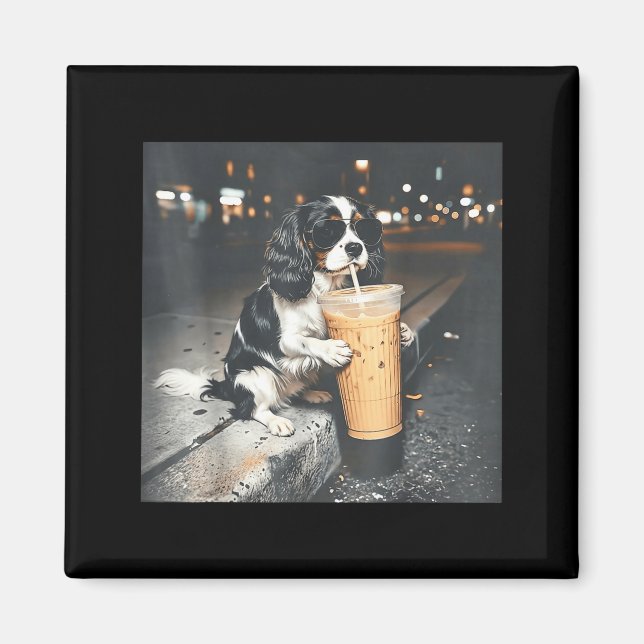 Imã Cavalier king charles spaniel bebendo café gelado (Frente)