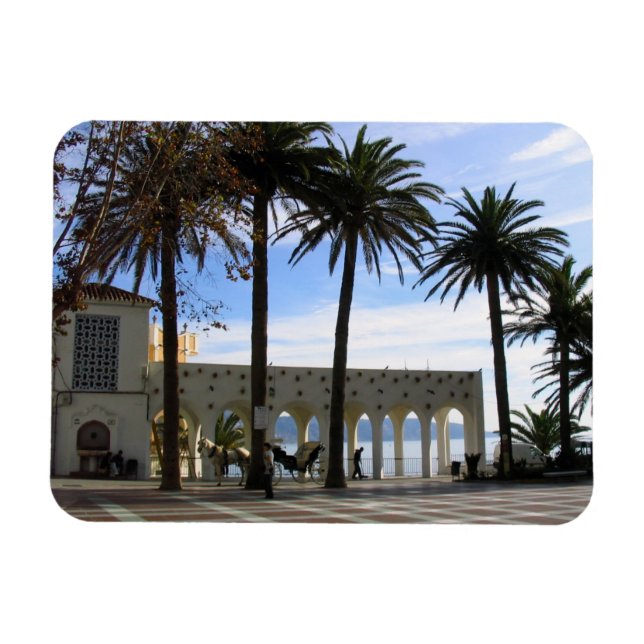 Ímã Cavalo E Carruagem Na Promenade Em Nerja, Espanha (Horizontal)