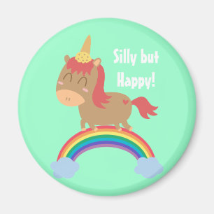 Imã Cavalo Marrom Kawaii tentando ser um Unicórnio