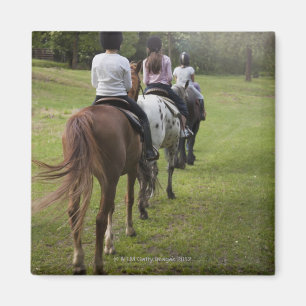 Imã Cavalos de equitação das meninas