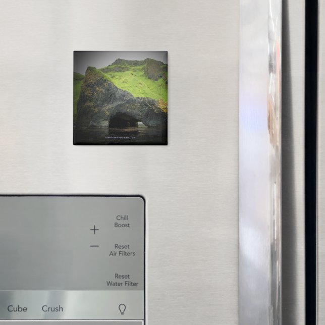 Imã Caverna do Mar de Basalt, Ilha de Akun (In Situ (Fridge))