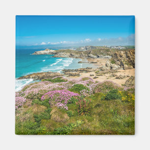 Imã Cenário costeiro assombroso com a praia de Newquay