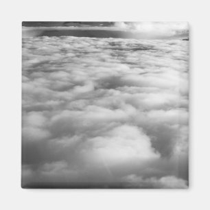 Imã Cenário de nuvens assustador ao nascer do sol.