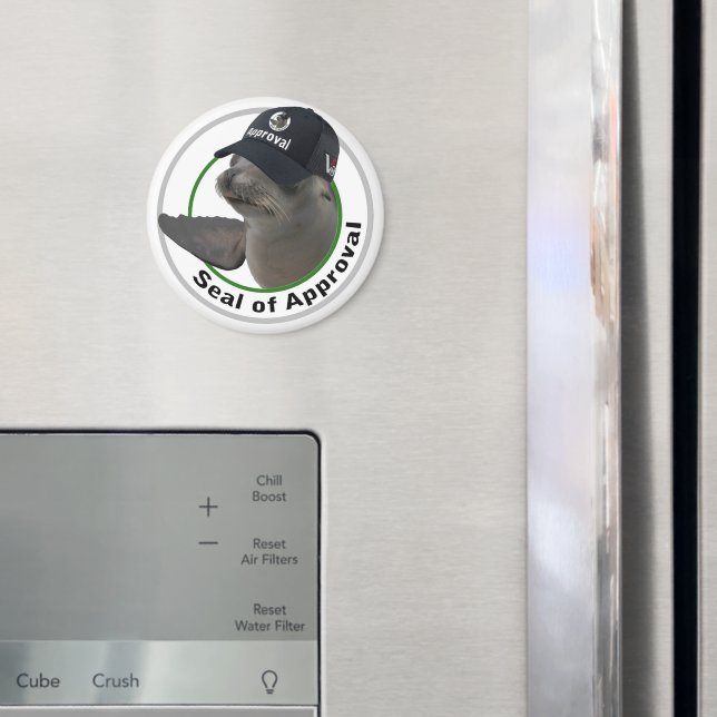 Imã Certified Seal of Approval | Deadpan Seal Magnet (In Situ (Fridge))