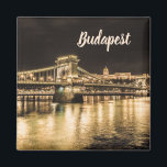 Imã Chain Bridge Budapest à noite com o Castelo Buda<br><div class="desc">Chain Bridge Budapest at Night with Buda Castle Hungary souvenir férias de presente ou presente para viajantes.</div>
