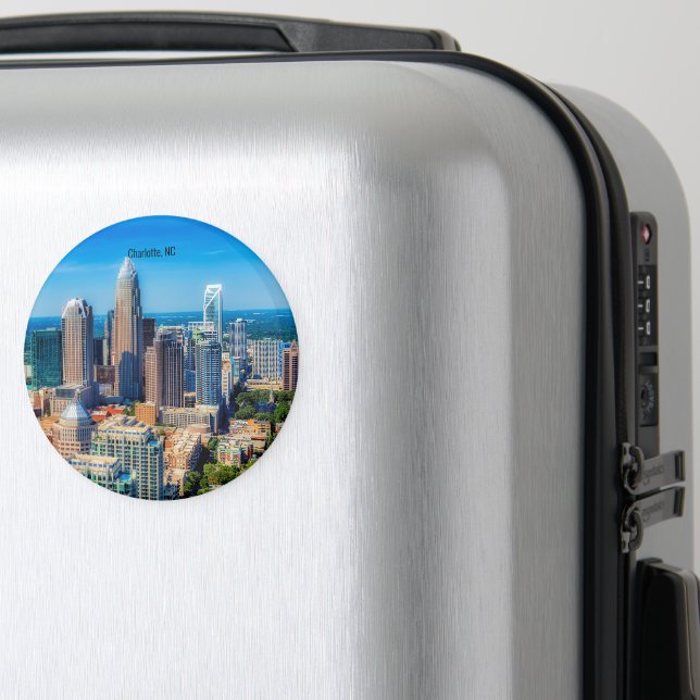 Imã Charlotte, fotografia da NC Skyline (In Situ (Luggage))