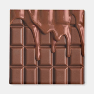 Imã Chocolate derretido pingando sobre um bloco de cho