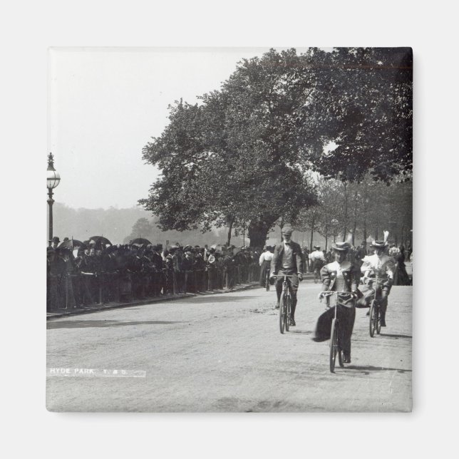 Imã Ciclismo em Hyde Park, c.1910 (Frente)