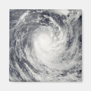 Imã Ciclone Rene sobre o oceano de South Pacific