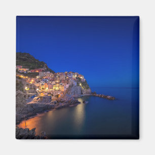 Imã Cidade de Manarola no Cinque Terre na noite