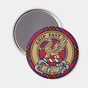 Imã Clan Leslie Crest sobre o Red Tartan
