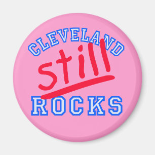 Imã Cleveland ainda balança t-shirt, bonés, presente