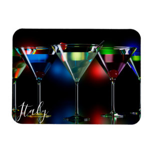 Ímã Cocktails diferentes em óculos de martini com luze