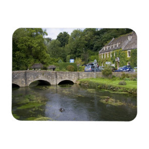 Ímã Córrego de truta na vila de Bibury,