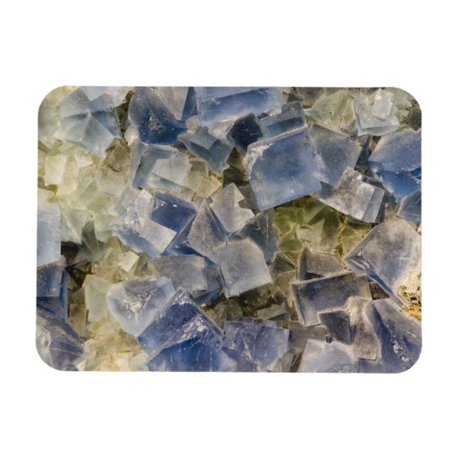 Ímã Cristais de Fluorite Azul na Matriz (Horizontal)