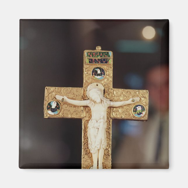 Imã Crucifixo de alívio, Cristo de marfim em cruz de o (Frente)
