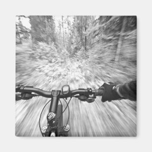 Imã Cruzando uma seção buff de singletrack 2