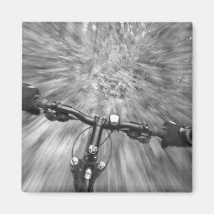 Imã Cruzando uma seção buff de uma pista única