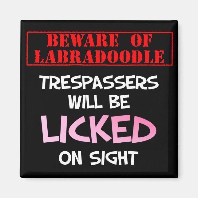 Imã Cuidado com o Labradoodle (preto) Licenciado (Frente)