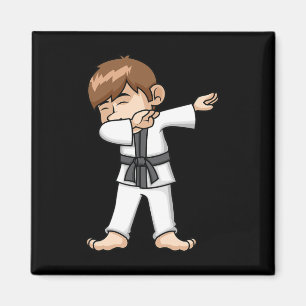 Imã Dabbing Karate Boy Engraçado Cartoon de Artes Marc