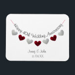 Ímã Dama/ favor do 40º aniversário do casamento Ruby<br><div class="desc">Imagem personalizada de presente de aniversário de casamento rubi com bunting de prata e coração vermelho. Um presente adorável para um marido e esposa que celebra quarenta anos de casamento. Ou um favor para um casal dar convidados numa festa. O texto pode ser personalizado para os nomes e a data...</div>
