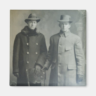 Imã Dapper Brothers in Overcoats RPPC Foto B&W