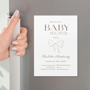 Ímã de Convite de Chá de Bebê com Laço Chic Branco