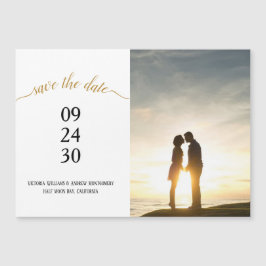 Ímã de Foto de Data de Casamento com Letra Dourada