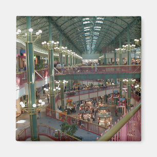 Imã Dentro da alameda da multidão da loja de América