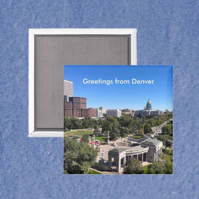 Imã Denver Skyline View with State Capitol Personalize (A magnet that says Greetings from Denver and features a photograph of Denver, Colorado)