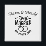 Imã Diamante de Nomes Personalizados do 60º Aniversári<br><div class="desc">Comemore seu sexagésimo aniversário de casamento com este fundo branco de diamante,  imã personalizada. Personalize os nomes em texto preto para o seu ou para o casal que comemora este marco. Excelente para um favor do partido também!</div>