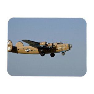 Ímã Diamond Lil B-24 Bombardeiro, pousando em Oshkosh,