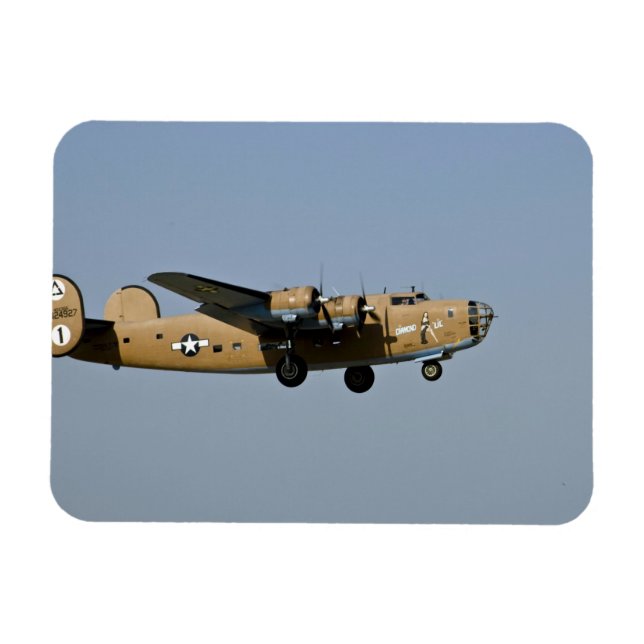 Ímã Diamond Lil B-24 Bombardeiro, pousando em Oshkosh, (Horizontal)