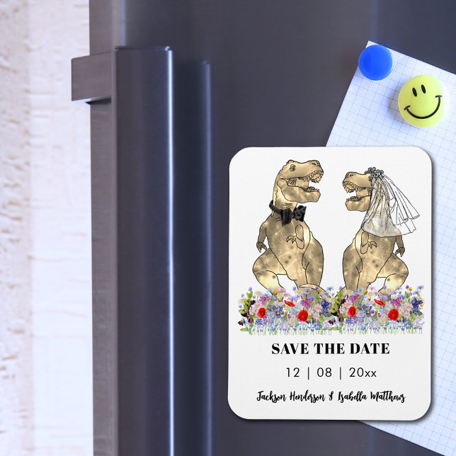 Ímã Dinossauro Foi Um Prazer Salvar A Data (Dinosaur wedding save the date invitation magnet with T-Rex bride and groom with colorful wildflower)
