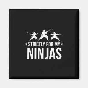Imã Dito engraçado estritamente para meus Ninjas Sarcá