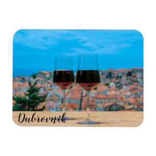 Ímã Dois copos de vinho tinto com vista ao Dubrovnik M