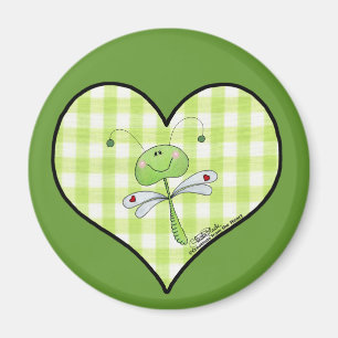 Imã Dragon Fly em um coração verde de gingham