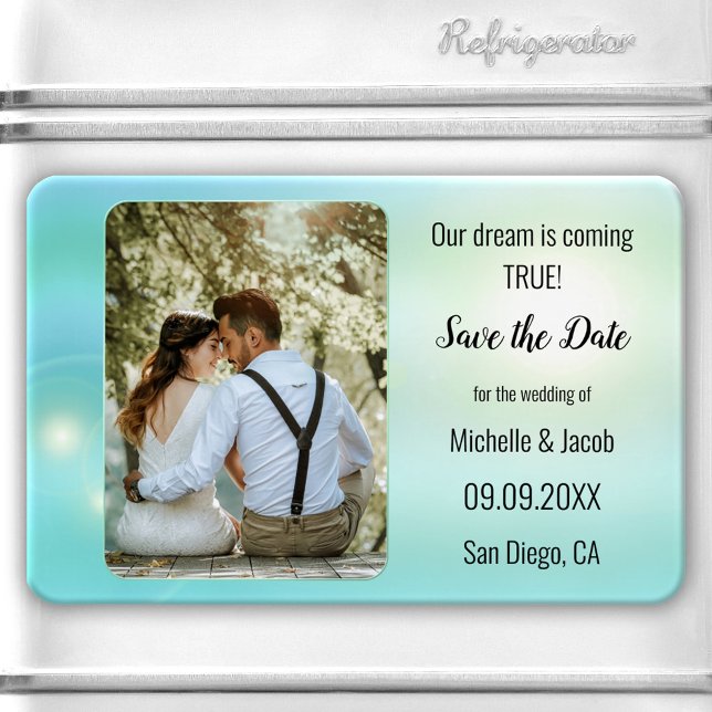 Ímã Dreamy Turquoise Teal Lights Foto para salvar a da (Save the Date magnet featuring your own photo framed by a romantic turquoise teal lights design.)