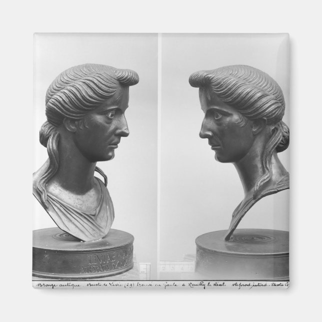 Imã Duas visões de um busto de Livia (Frente)