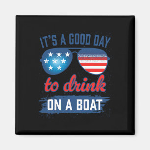 Imã É Um Bom Dia Para Beber Num Barco Óculos De Sol EU