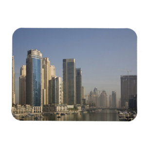 Ímã EAU, Dubai. Torres Marina com barcos em âncora.