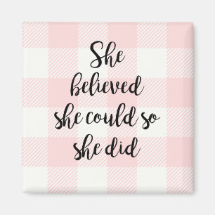 Imã Ela Acreditava Que Podia, E Fez Magneta Rosa