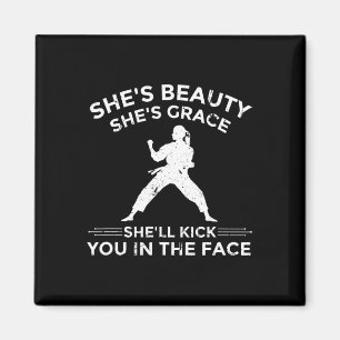 Imã Ela é a Bela que é a Grace Karate Girl