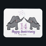 Ímã elefante bonitinho do aniversário de casamento do<br><div class="desc">Um imã ilustrado de 14 de aniversário de casamento em roxo, cinza e branco com um casal de elefante. O pequeno presente perfeito para um casal que comemora catorze anos de casamento no seu aniversário de casamento de marfim. O imã pode ser personalizado para incluir os nomes do marido e...</div>