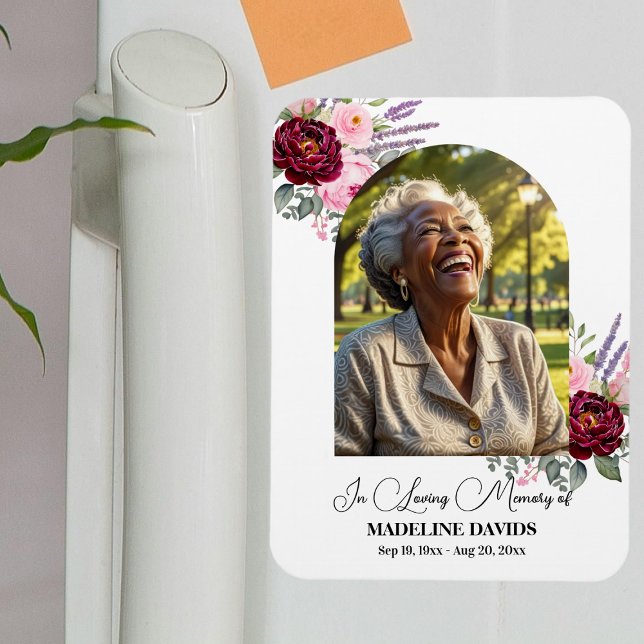 Ímã Elegant Peonies Photo Funeral Keepsake  (Criador carregado)