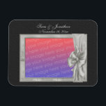 Ímã Elegant Silver Photo Frame Personalized Wedding<br><div class="desc">Elegant silver frame with a bow save the date announcement or wedding favor refrigerator magnet. Ready for your special photo. Fill in your information in the template. Make more changes to text and font size, style, and color. Add your photo by clicking on Change and upload your picture. Click on...</div>